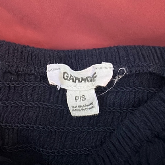 Garage Cropped T-Shirt - Picture 3 of 3